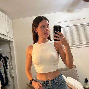 Elegant White Sleeveless Crop Top